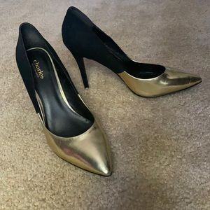 Charles by Charles David Black & Gold Heels Sz 10M